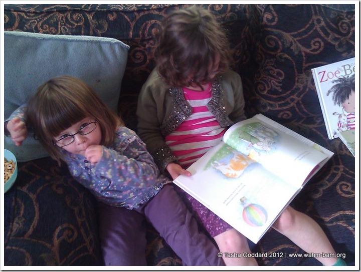 RoRo and LaLa reading The Great Granny Gang by Judith Kerr