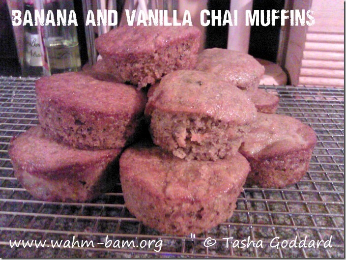Banana and Vanilla Chai Muffins (www.wahm-bam.org)