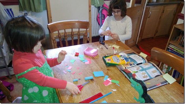 Making finger puppets    © Tasha Goddard 2013 www.wahm-bam.org